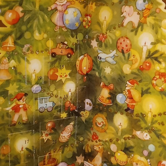 Vintage Advant Calendar Holiday Stand Up Christmas Tree - Picture 2 of 16
